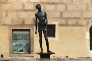 Prague-Castle-brass-statue