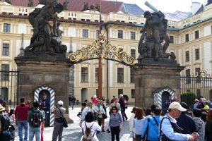 PragueCastle-gate